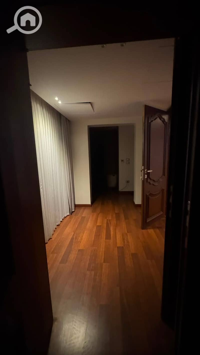 25 1000564711. jpg