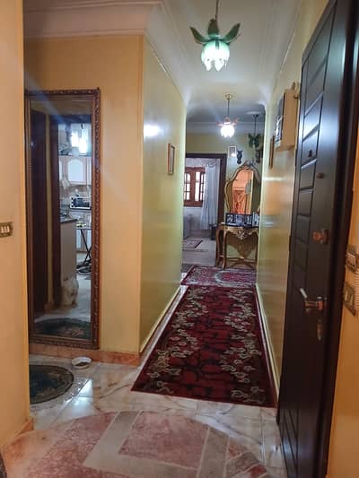 4 Bedroom Flat for Sale in Maadi, Cairo - شقة للبيع
