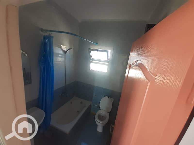 Chalet for rent in Lotus Village K90, two bedrooms, one air-conditioned room, and an air-conditioned sitting room with a balcony in the middle of the village. - Vista 6