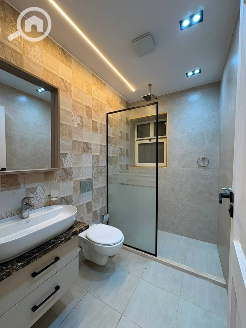 fully furnished studio for rent 80 m 1 bedrooms in prime location in taj city compound - Fler