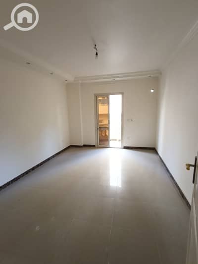 4 Bedroom Flat for Rent in 6th of October, Giza - 1000144536. jpg 4 Bedroom Flat for Rent in 6th of October, Giza - 1000144536. jpg