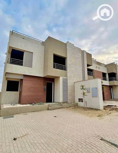 4 Bedroom Villa for Sale in 6th of October, Giza - 595989286_2622902168061787_363479513052027834_n. jpg 4 Bedroom Villa for Sale in 6th of October, Giza - 595989286_2622902168061787_363479513052027834_n. jpg