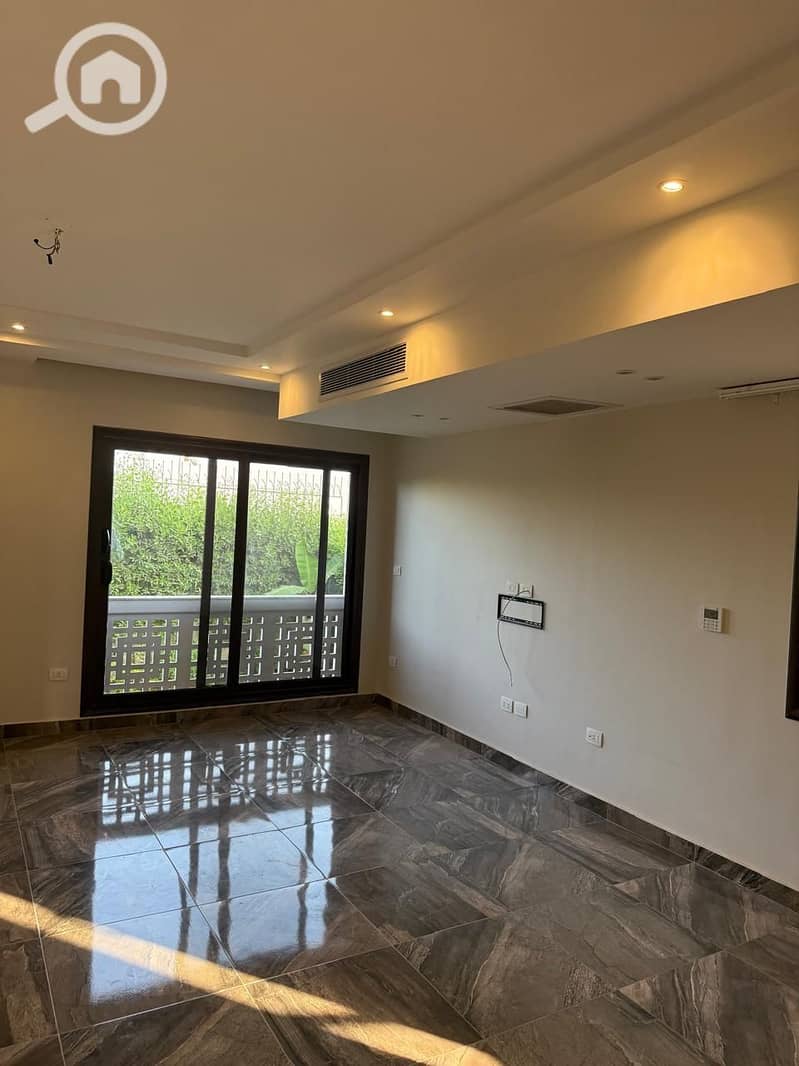For sale twin house 360m compound Green 4 - Bild 5