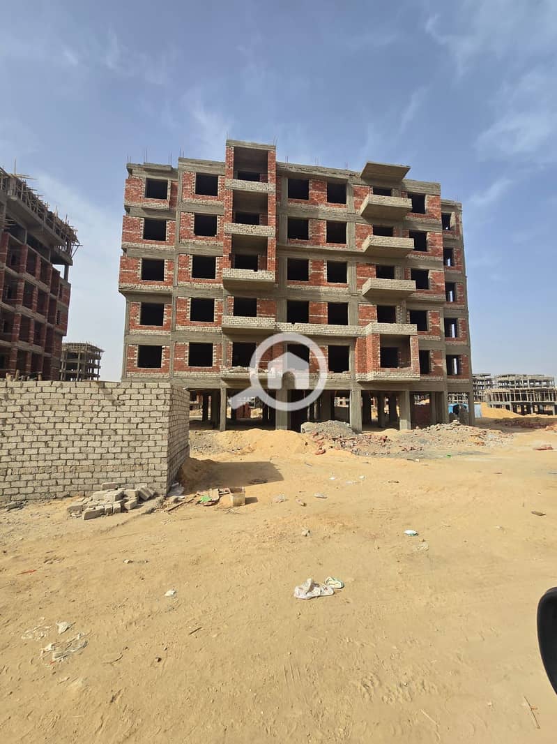 Apartments for sale in Diarna Compound, October Gardens, directly from the owner - Meer