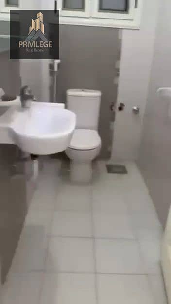 12 1000986277. jpg