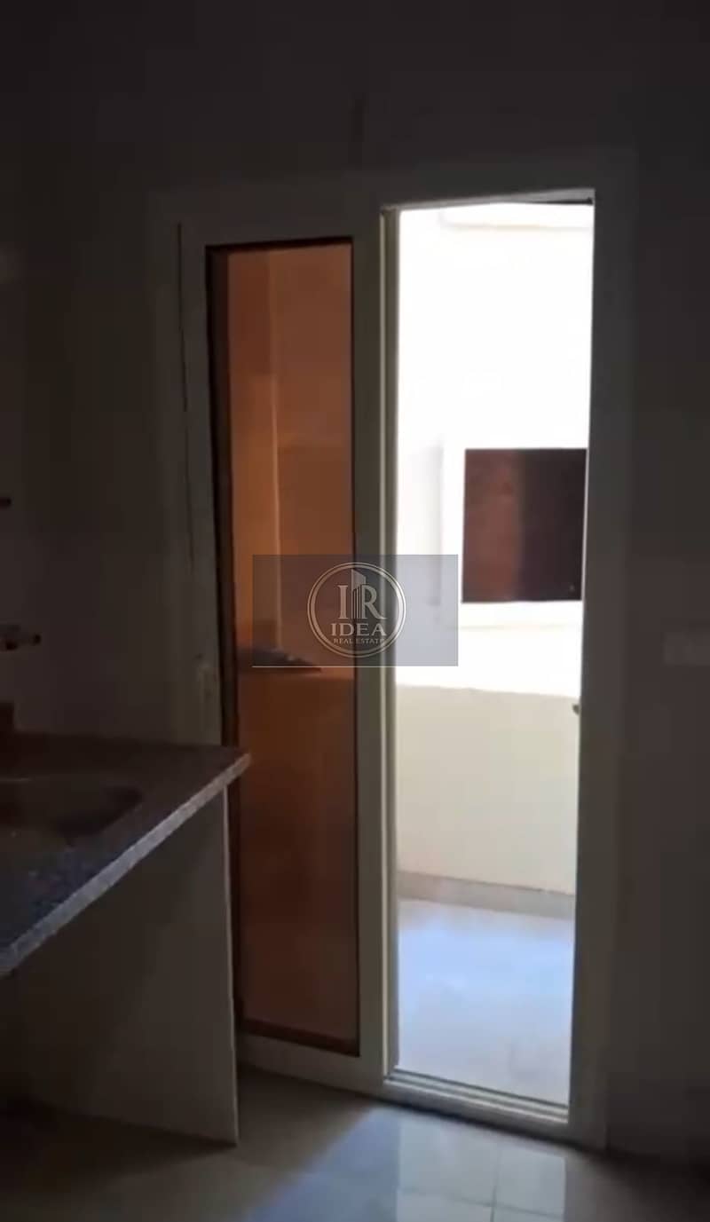 9 1000470213. jpg