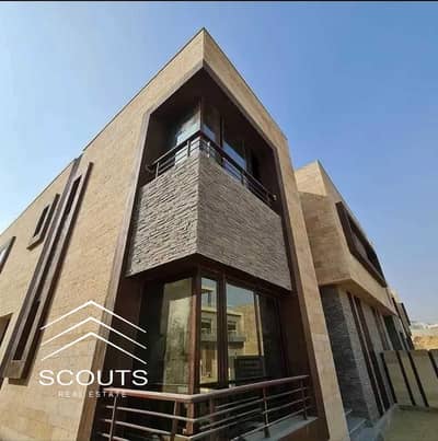 5 Bedroom Villa for Sale in New Cairo, Cairo - 8eiLVxO9OxkzBJegnWIYR7BQL3ZLRQ1rb2Usy2rP. jpeg 5 Bedroom Villa for Sale in New Cairo, Cairo - 8eiLVxO9OxkzBJegnWIYR7BQL3ZLRQ1rb2Usy2rP. jpeg