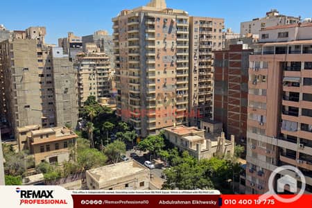 3 Bedroom Flat for Sale in Bolkly, Alexandria - 001. jpg