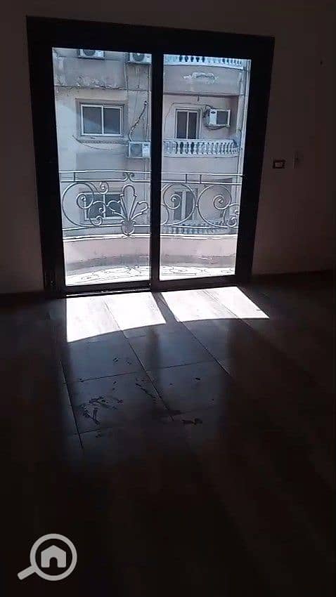 5 1. mp4_snapshot_00.55. 945. jpg