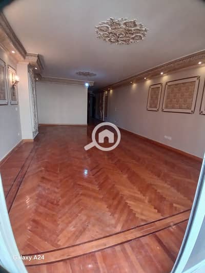 3 Bedroom Apartment for Rent in Glim, Alexandria - IMG_1101. jpg 3 Bedroom Apartment for Rent in Glim, Alexandria - IMG_1101. jpg