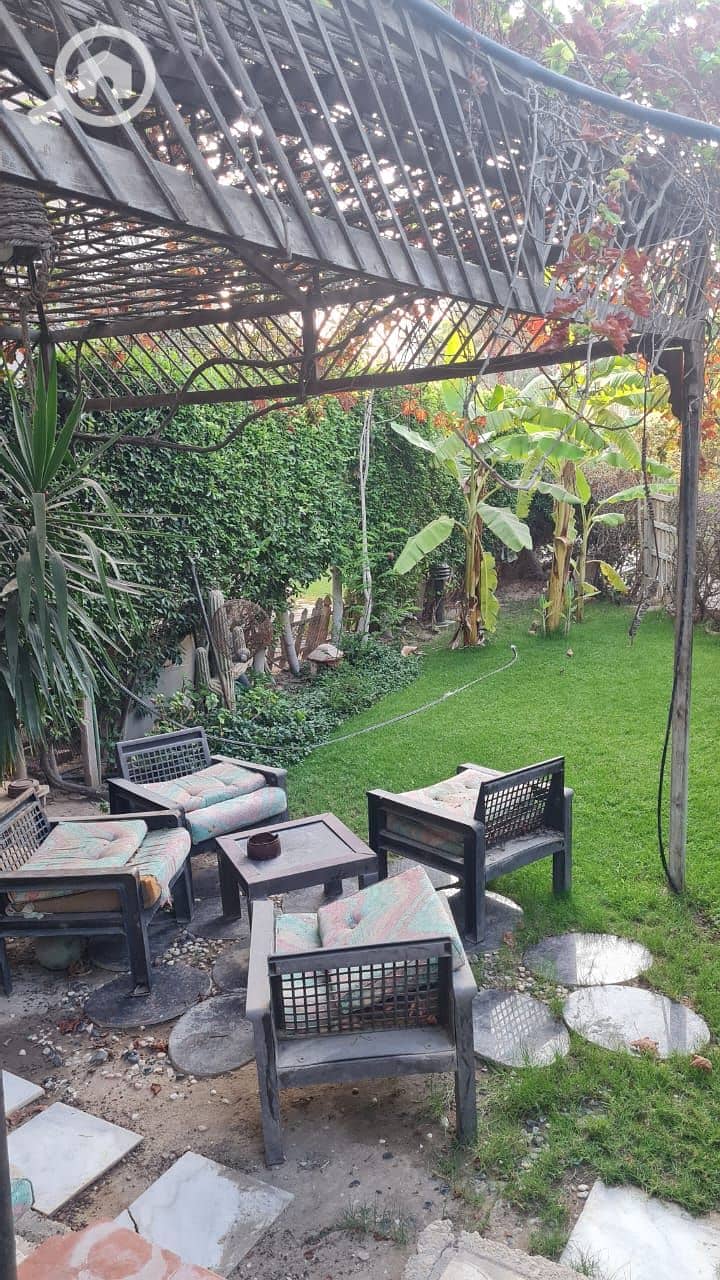 Ground Floor Apartment with Private Garden for Rent in Zayed 2000 Compound | Kitchen & ACs - Widok 4
