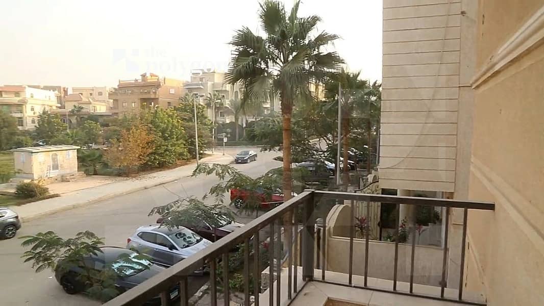 330 sqm Ready-to-Move Apartment for Sale with North-Facing Orientation and Landscape Views in Ganoub El Academya, New Cairo - Ansicht 4