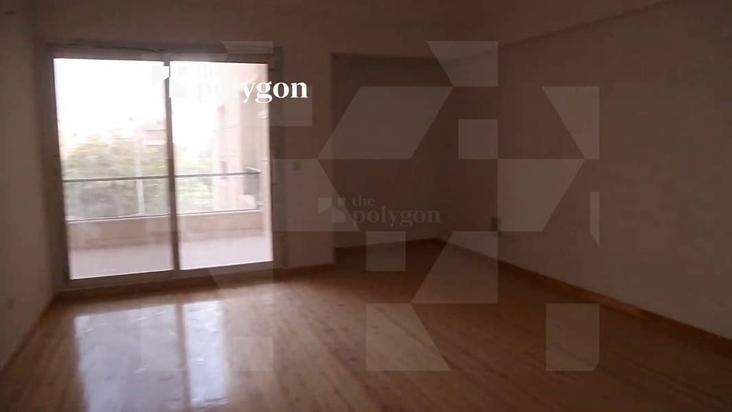 330 sqm Ready-to-Move Apartment for Sale with North-Facing Orientation and Landscape Views in Ganoub El Academya, New Cairo - Mehr