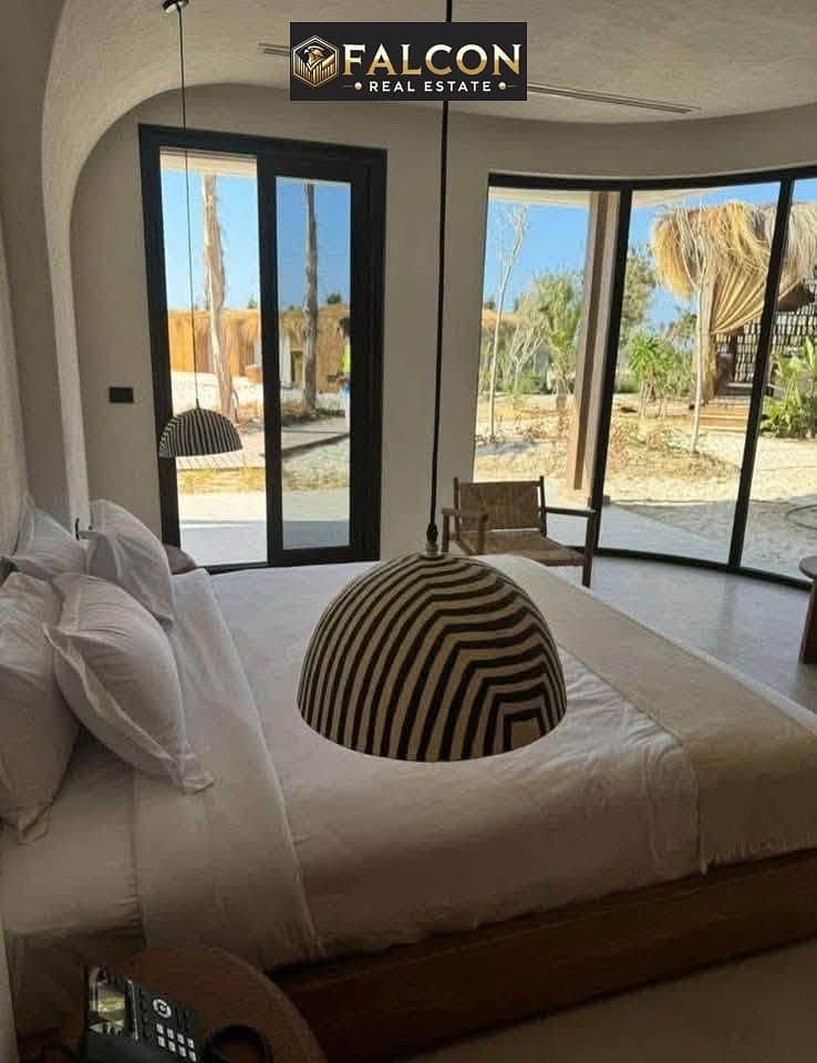 Sea view chalet (20% discount) fully finished with air conditioning for sale in Zoya Ghazala Bay, North Coast – pohled 3