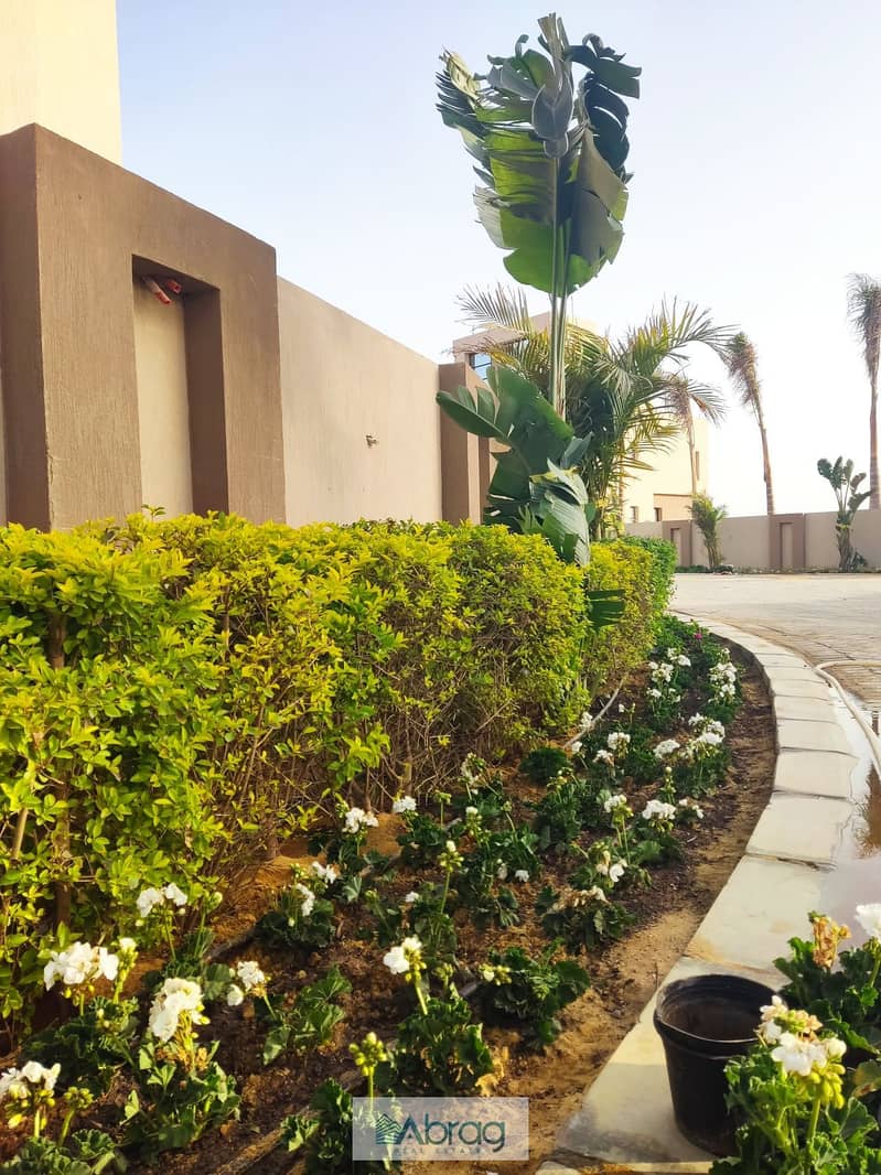Townhouse for sale with an area of 290 meters in Sheikh Zayed, immediate sale - Ansicht 3