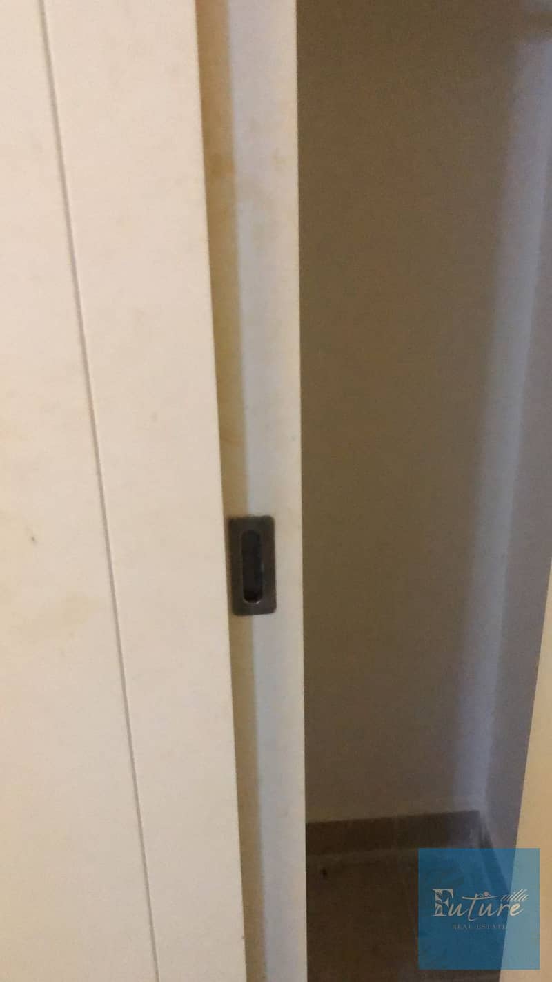 12 1000006989. jpg