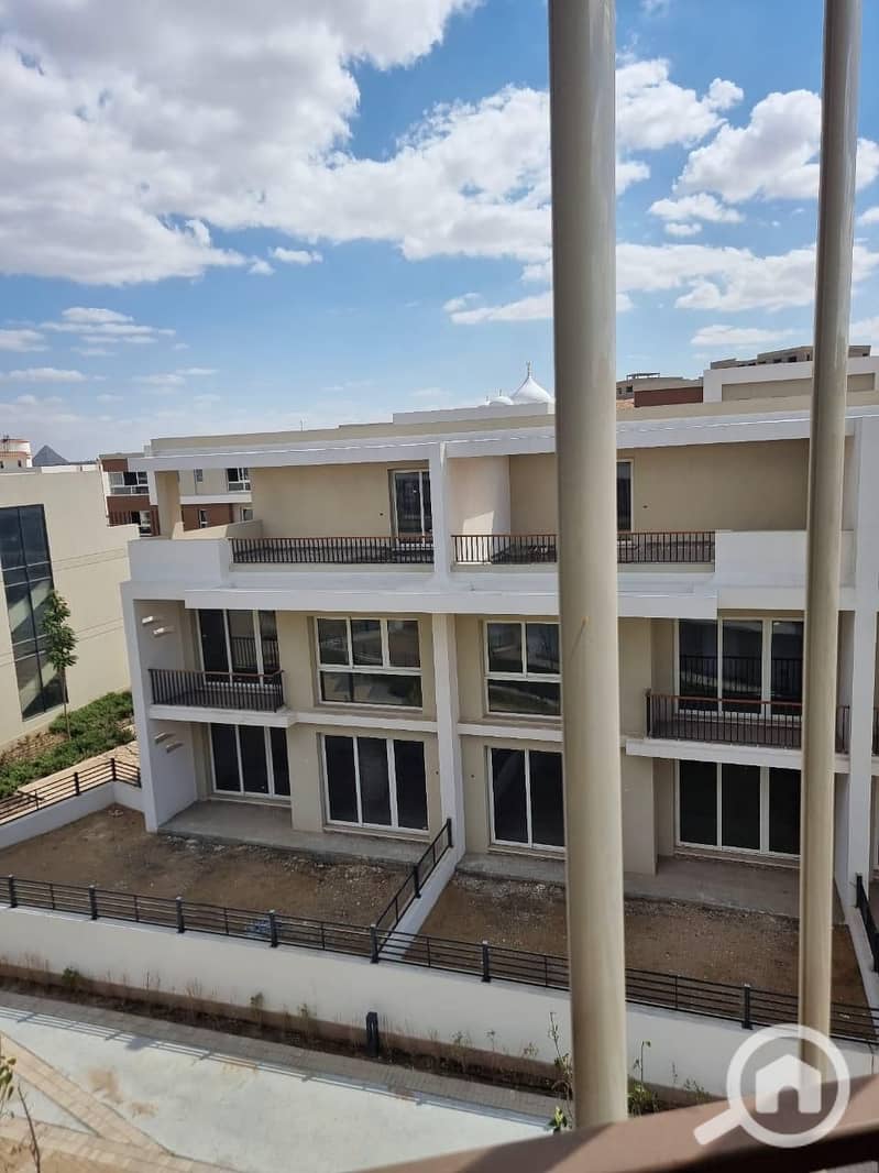 Finished Apartment RTM with Stunning View in Pyramids Hills, next to New Giza – pohled 4