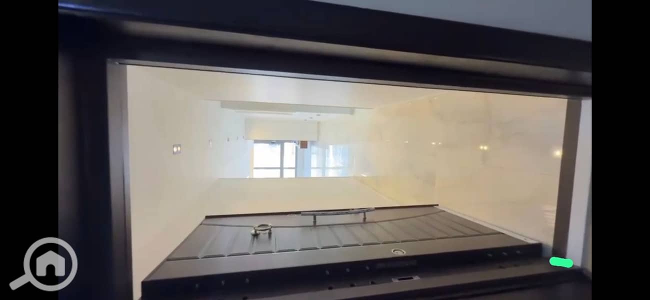 New apartment for rent in One Katameya Compound, fully furnished with air conditioning, kitchen, and a parking space. First occupancy. - Mehr