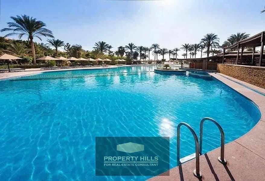 Inspect and book immediately in a ground chalet with a garden on a direct sea pool, fully finished in North Coast next to La Vista, Coronado, Dee Bay, Hacienda Blu, Marassi, Hacienda Bay, and Alamein Hills. - Aanzicht 5