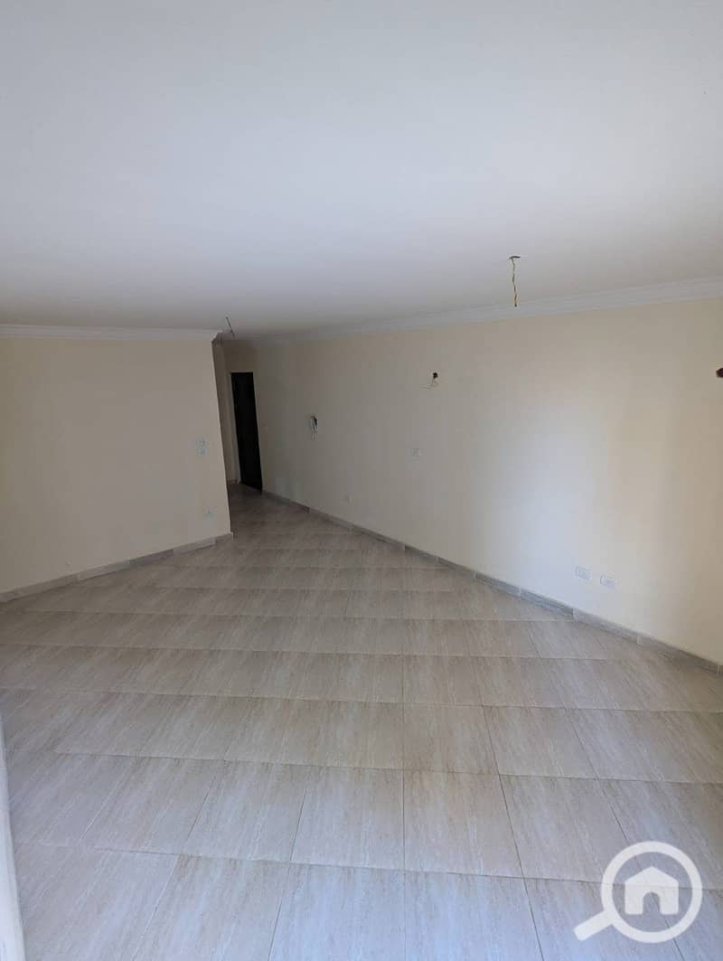 140m apartment for rent in Dar Masr Al-Qurnfal in front of Al-Rihab with a 3-year contract - Widok 4