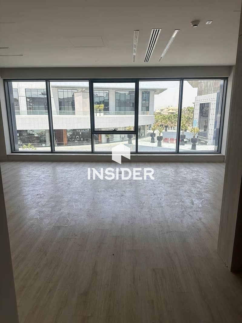 Prime Location Office for Rent in U-Venus | 94 SQM | Fully Finished | Prime Business Location | Ready Office | New Cairo | Commercial Space- Ready – pohled 4