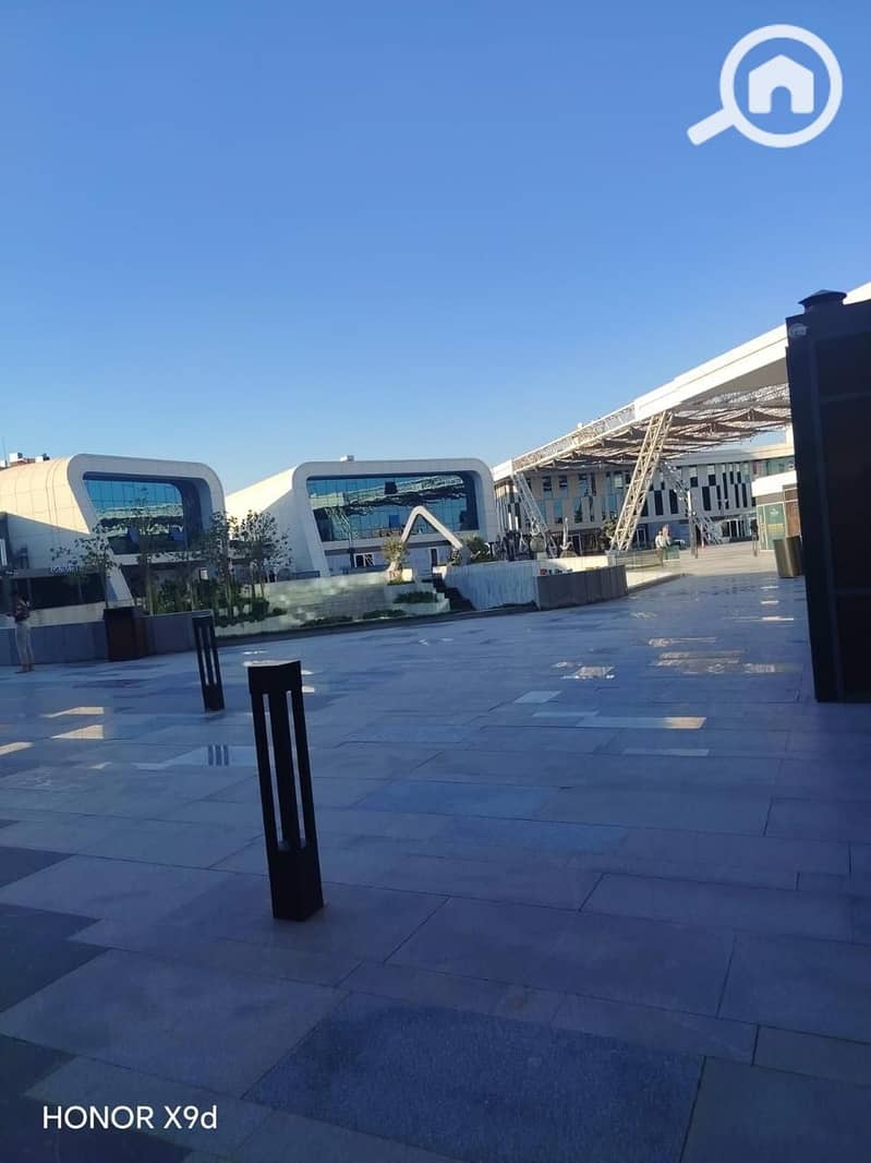 shop for sale in Centrada plaza mall on mehwar 26 july direct 40 sqm ready to move in juhianah square with good price - Ansicht 3