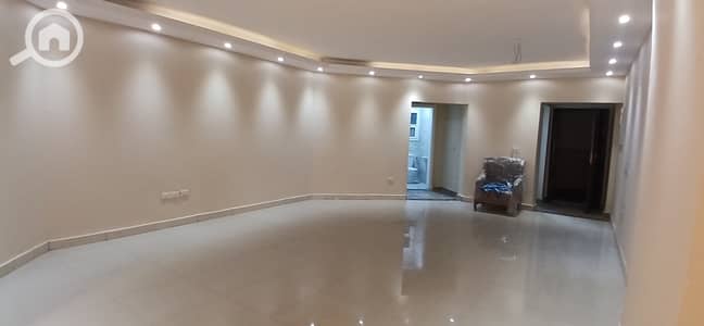 3 Bedroom Apartment for Sale in Maadi, Cairo - 047cb5f7-5001-405f-8273-1a35ed84a661. jpg