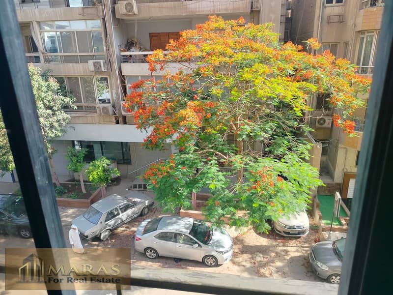 Apartment for Rent in New Maadi on Street 263 off Al Nasr Main Road Second Floor with Elevator 3 Bedrooms Family Residence Only - Widok 2