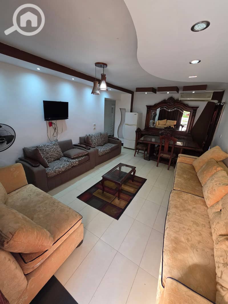 2 Bedroom Fully Air-Conditioned Apartment | Maamoura Beach | Beach Access for 4 Included - Bild 3