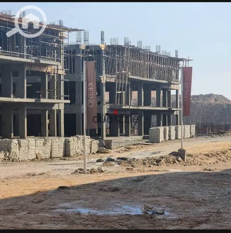 Studio 85m for sale in Compound One 33 (Arkan Palm) with delivery in a year and a half, very close to the 26th of July Axis. - Vista 3