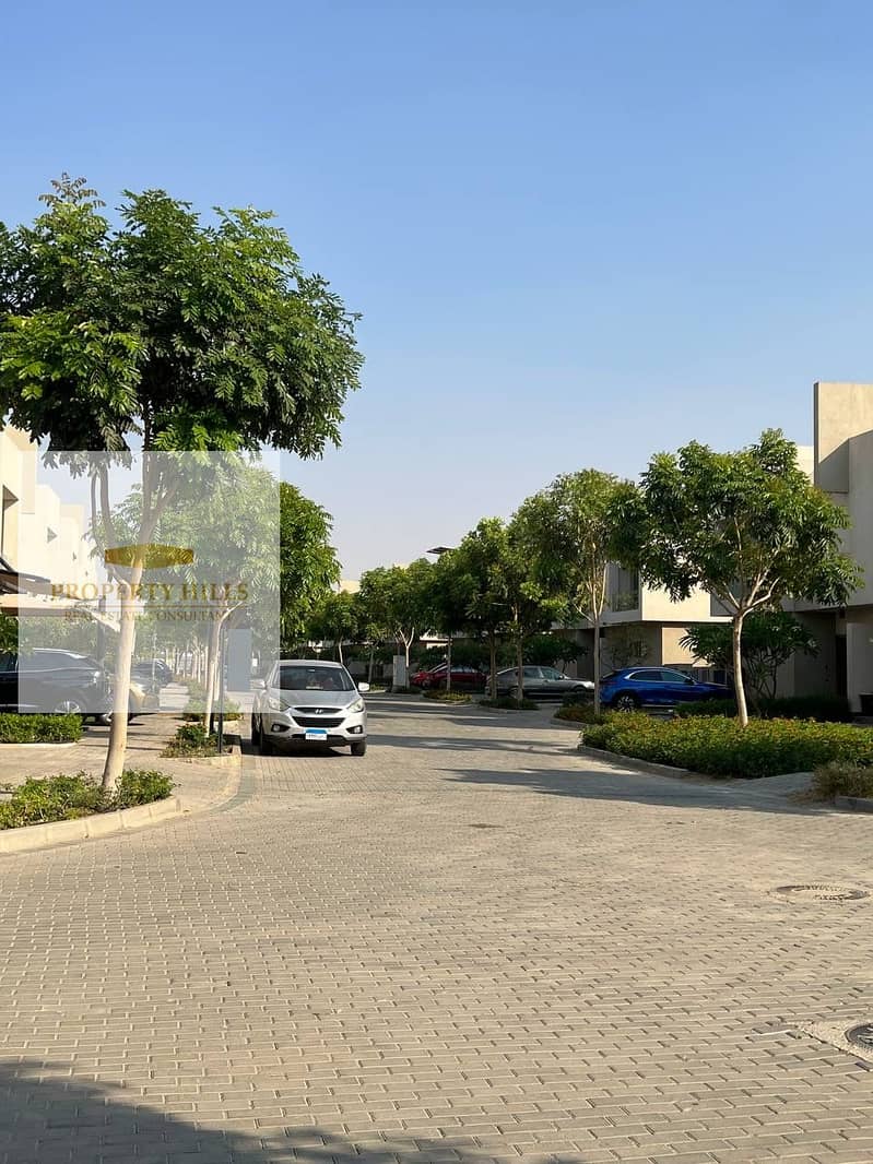 9 1909575f-a321-4af0-a3a6-639b17dfdadc. jpeg