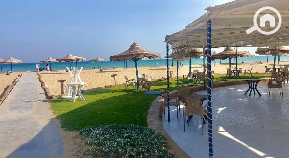 15 كافية عالبحر. jpg