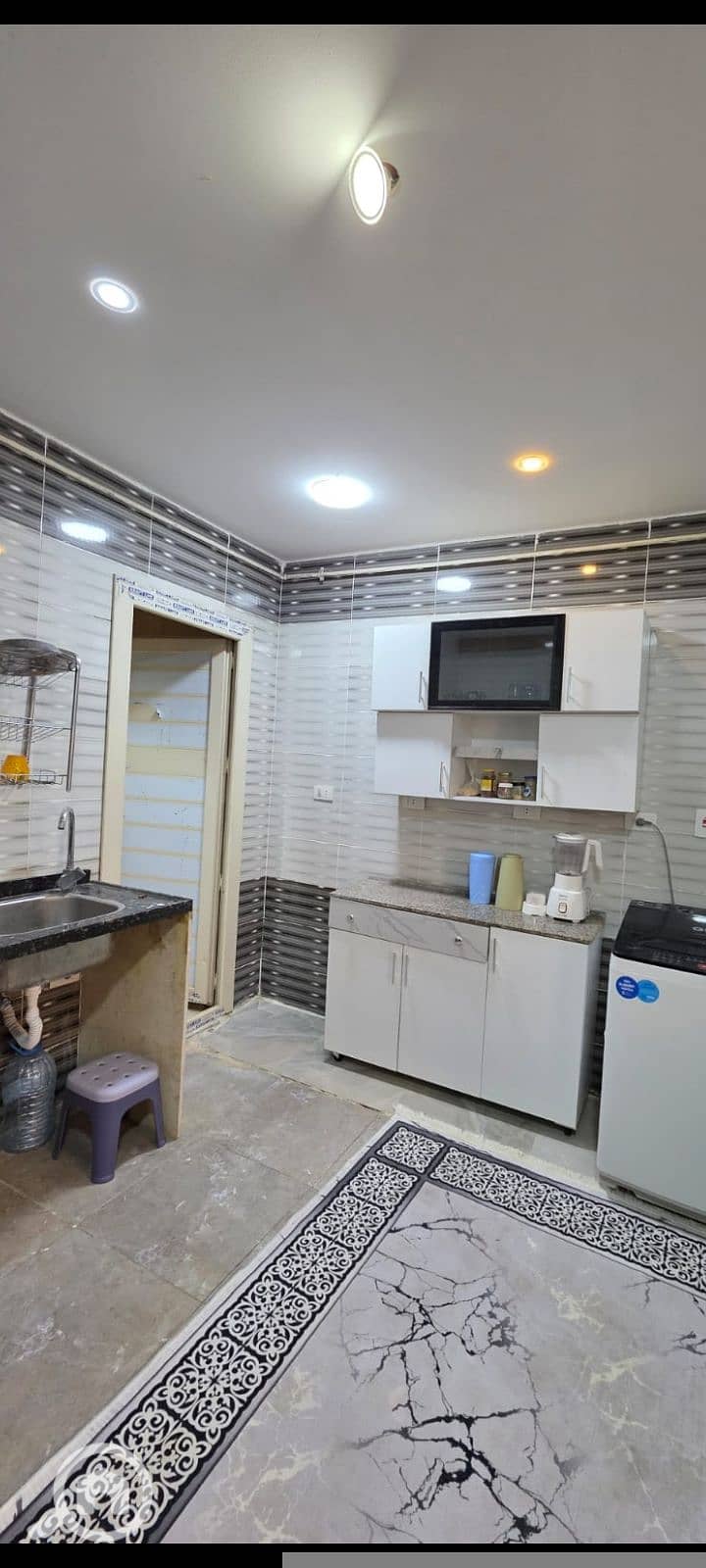 Furnished apartment for rent, air-conditioned, steps to MSA - Widok 3