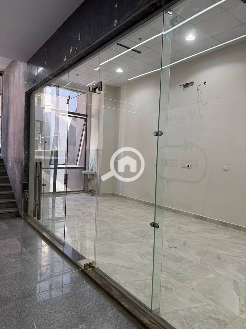 Shop 42M finished in Value Mall in the Gardinia Heights 2 area next to the Japanese School in the Fifth Settlement - Więcej