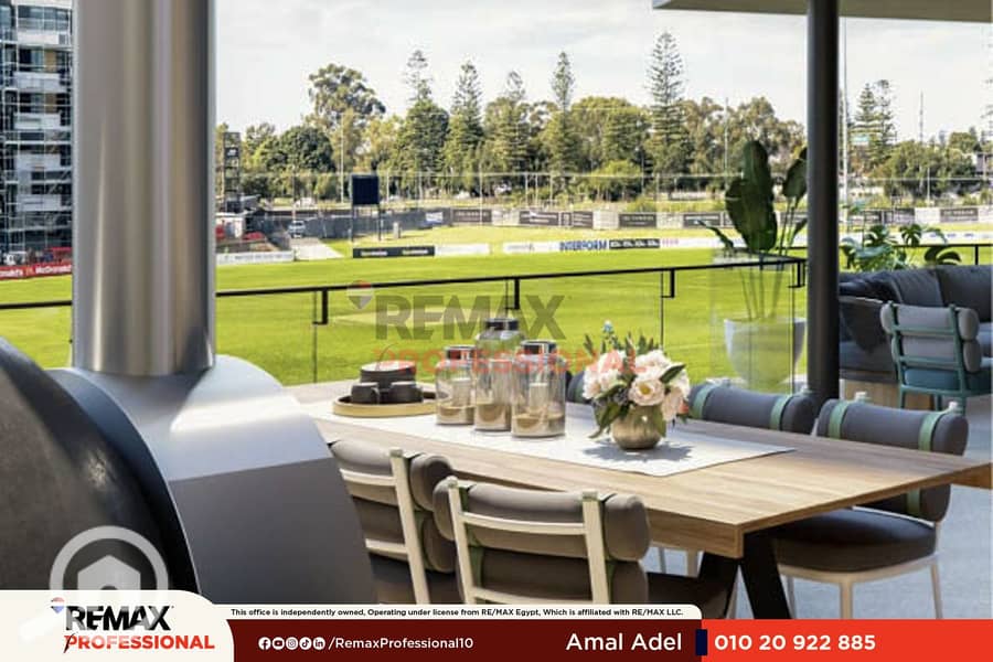 11 clubhouse-waterfront-min (1). png