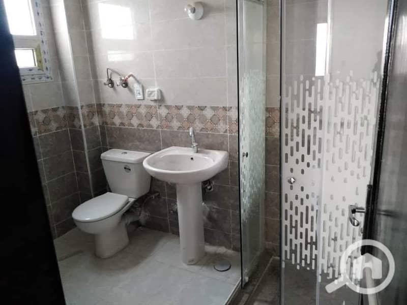 8 1000280782. jpg
