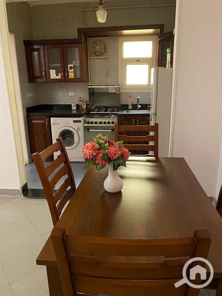 Excellent studio for rent, furnished with a view of the swimming pool - Widok 5