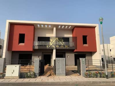 3 Bedroom Villa for Sale in Madinaty, Cairo - 203d67fe-5101-4464-b050-e2fcbc4b653b. jpg 3 Bedroom Villa for Sale in Madinaty, Cairo - 203d67fe-5101-4464-b050-e2fcbc4b653b. jpg