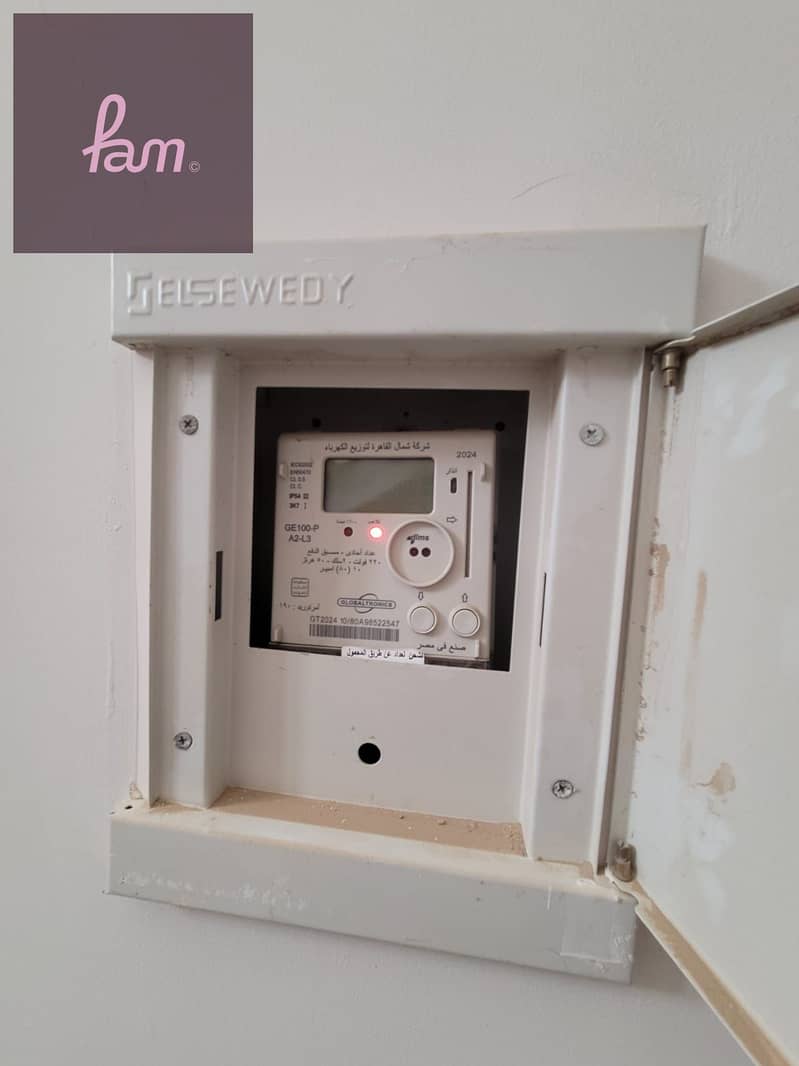 8 aed5fcd5-ce6f-45dc-80a1-906f5ed99a97. jpg