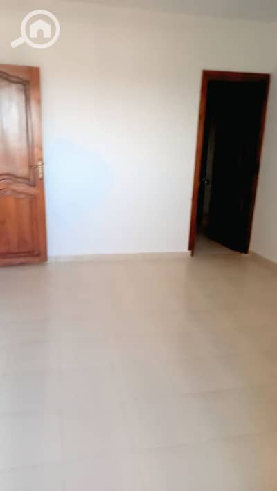 3 Bedroom Apartment for Rent in Smoha, Alexandria - 5760ec93-49c8-484d-9fd6-969b0cd6525d. jpg 3 Bedroom Apartment for Rent in Smoha, Alexandria - 5760ec93-49c8-484d-9fd6-969b0cd6525d. jpg