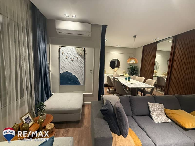 Luxury Apartment for Sale in Village Gate | Fully Upgraded & Ready to Move - Widok 5