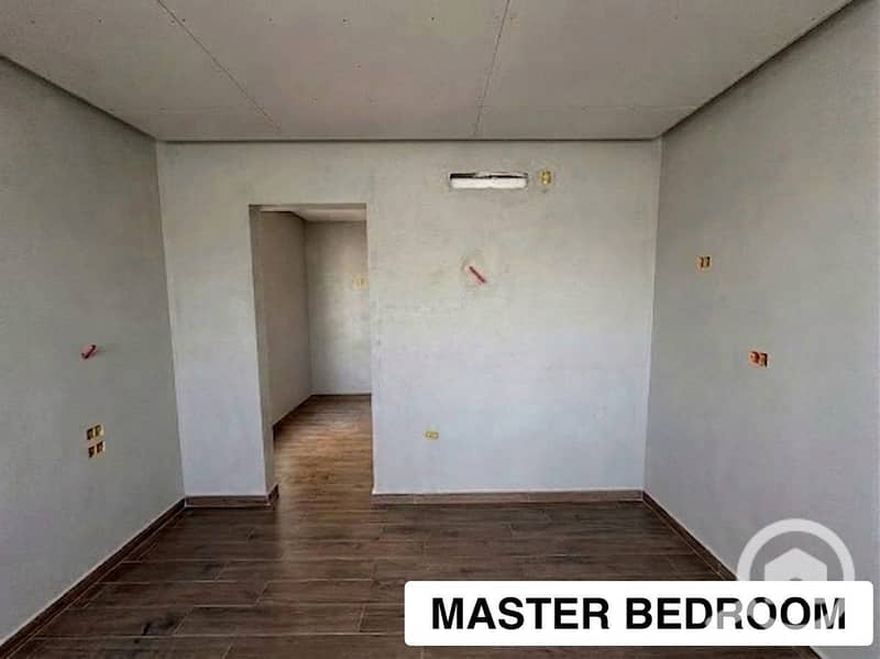 An entirely finished ultra super lux apartment in the New Administrative Capital. - Vista 5