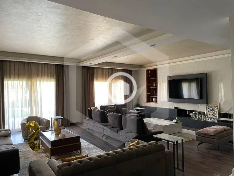 4 Royal Meadows 6. jpg