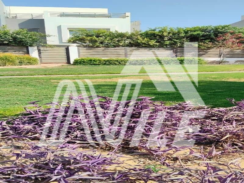 Townhouse 210m For Sale At Hyde park New Cairo Prime Location View Landscape Special Price - Altro
