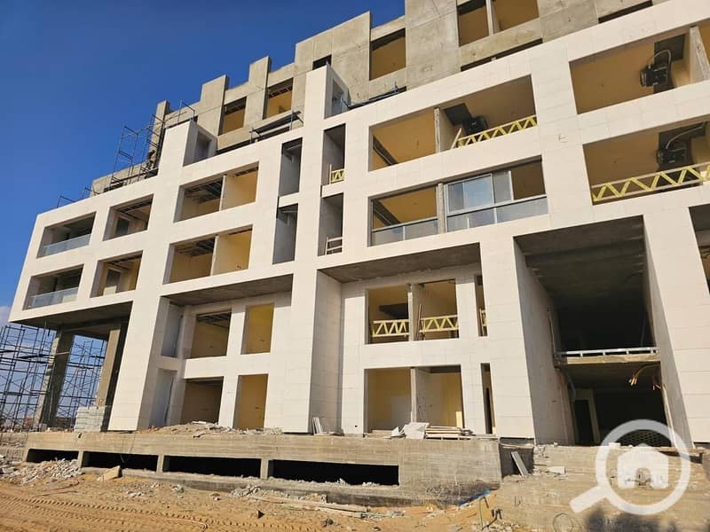 Apartment for sale with high-end finishes and air conditioning in Karma Kay in Sheikh Zayed, in front of Zayed Towers. - Aanzicht 4