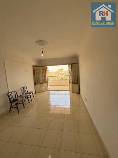 3 Bedroom Flat for Sale in Helmeyat El Zaytoun, Cairo - WhatsApp Image 2026-06-30 at 11.46. 45 AM (6). jpeg 3 Bedroom Flat for Sale in Helmeyat El Zaytoun, Cairo - WhatsApp Image 2026-06-30 at 11.46. 45 AM (6). jpeg