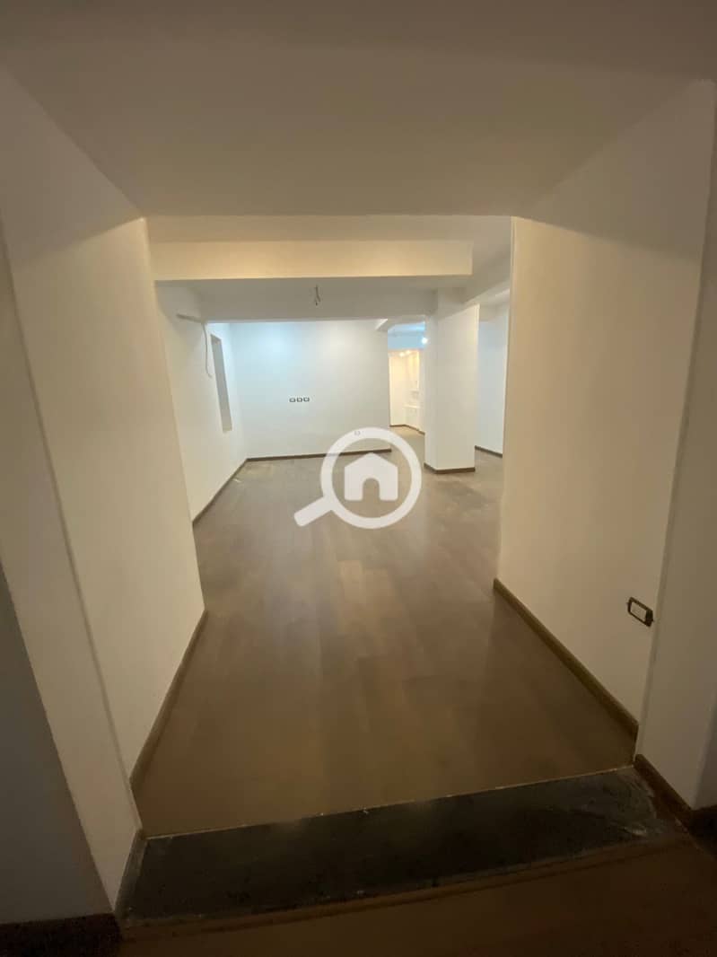 Office for sale 170m ground floor with private entrance in Garden City - Bild 5
