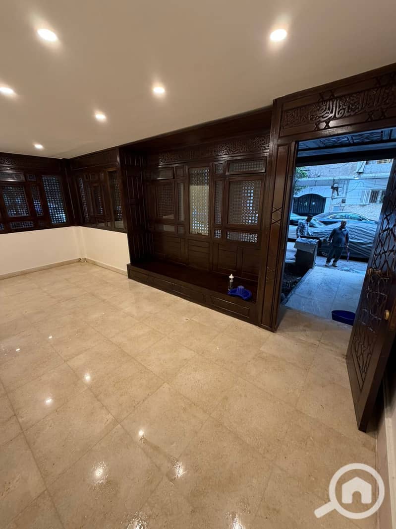 Office for rent, ground floor, private entrance, 185 sqm, Al-Teralux, rent 70,000, steps to Mohi El-Din Abu El-Ezz and Al-Said Club, Dokki, distinguished and strategic administrative office. - Vista 2