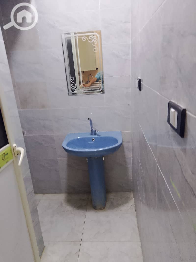 8 1000230349. jpg