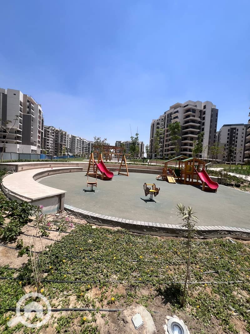 9 52653. jpg